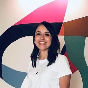 Meet your Posher, Stefanie